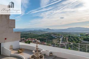Apartamento en Cogollos Vega. photo 0