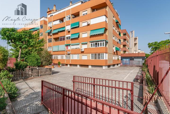 Piso con plaza de garaje junto al Carrefour photo 0