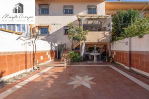 Chalet adosado en Ogijares photo 0