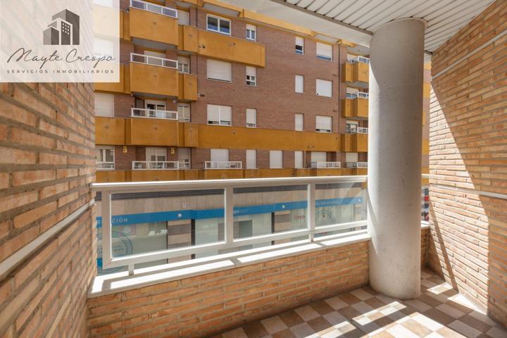 FANTÁSTICO PISO EN GRANADA, ZONA AVDA. CONSTITUCIÓN photo 0