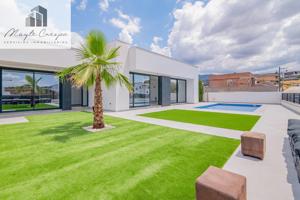 CHALET DISEÑO MODERNO EN UNA PLANTA NUEVA A ESTRENAR photo 0