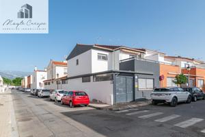 Bonita casa en Armilla junto Campus de la Salud photo 0
