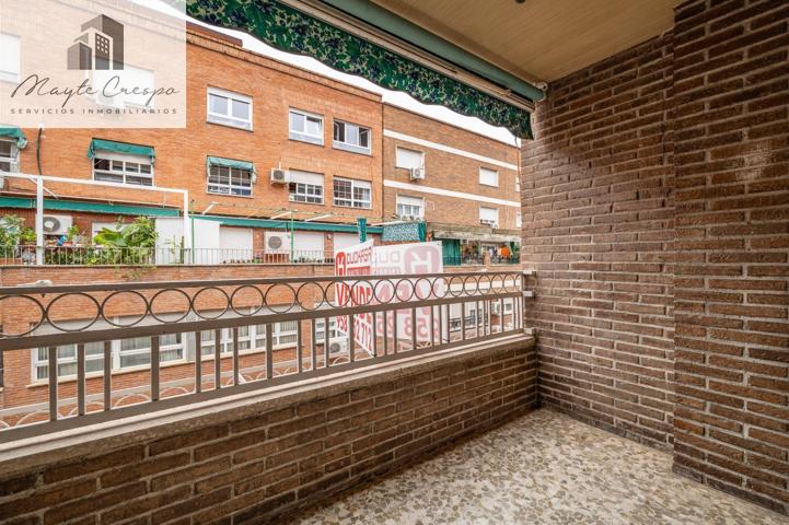 Piso en Méndez Núñez con cochera en el mismo edificio photo 0