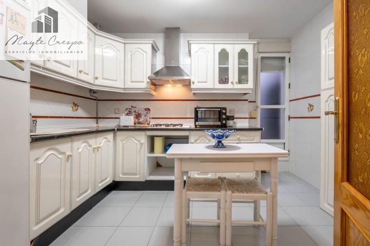 Precioso piso de 2 dormitorios en Armilla a 100 metros de la parada del Metro photo 0