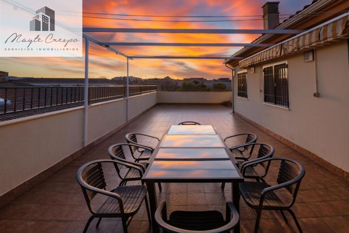 Ático en Armilla con Amplia Terraza y Vistas a Sierra Nevada 🏞️ photo 0