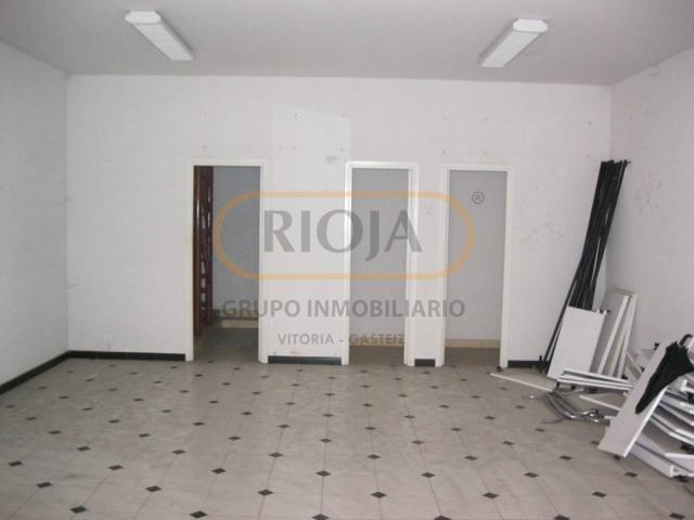 Local en los Pintores photo 0