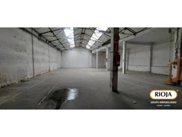 PABELLON-ALMACEN MAS OFICINAS EN ARANA photo 0
