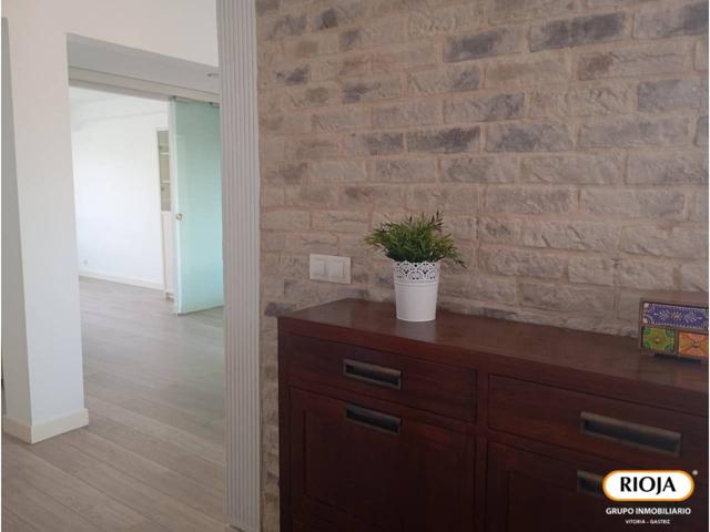 Piso al lado del Hospital Santiago totalmente reformado photo 0