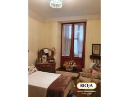 Vivienda histórica en Vitoria de 200 m² útiles photo 0