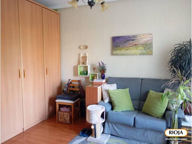 Piso con dos terrazas y camarote photo 0