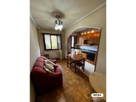 Piso en calle Francia con 2 habitaciones y terraza photo 0