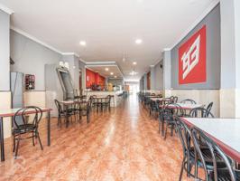 Local En venta en Gandia photo 0