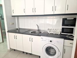 Piso junto al Hospital Real en alquiler photo 0