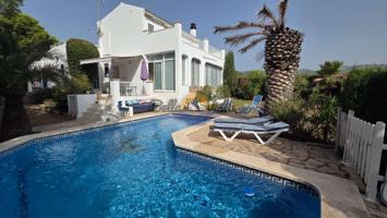 Casa En venta en Andreu Llambrich. Calafat, L'Ametlla De Mar (tarragona), L'Ametlla De Mar photo 0