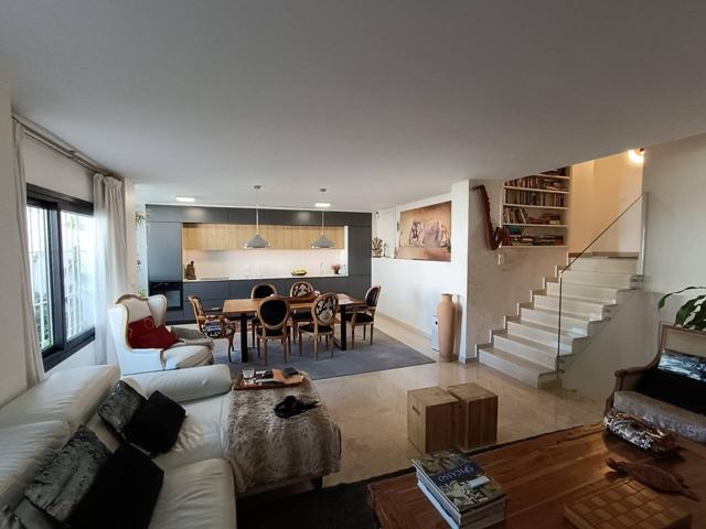 VENTA DE DUPLEX EN ESTEPONA ZONA SEGHERS photo 0