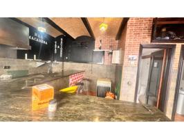 Local en venta en Casco Antiguo photo 0