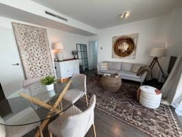 Venta de piso en Estepona photo 0