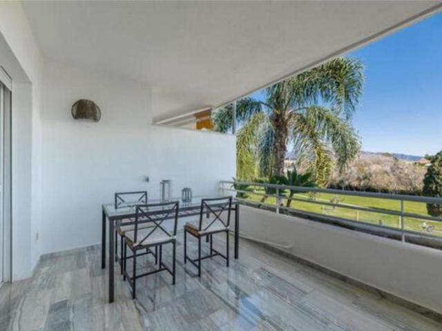 Piso En venta en Guadalmina Baja, Marbella photo 0