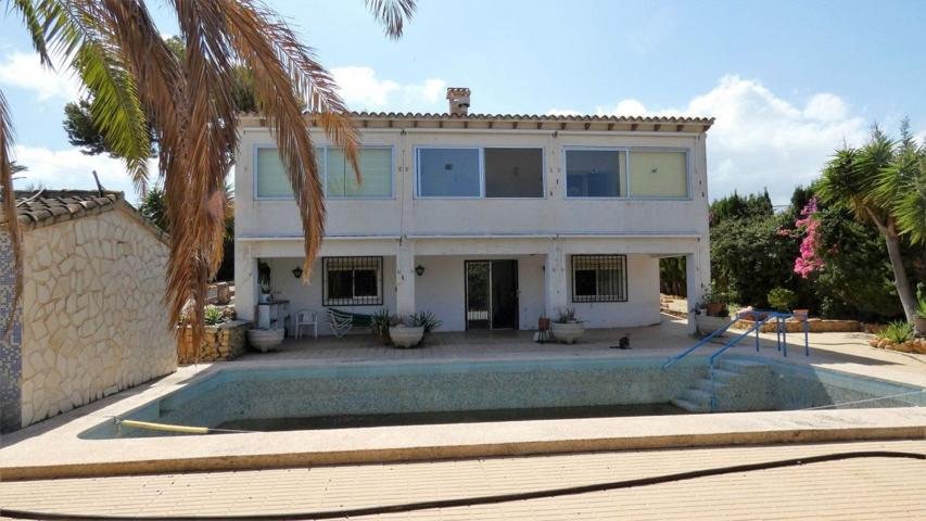 Villa En venta en L'Alfàs del Pi photo 0