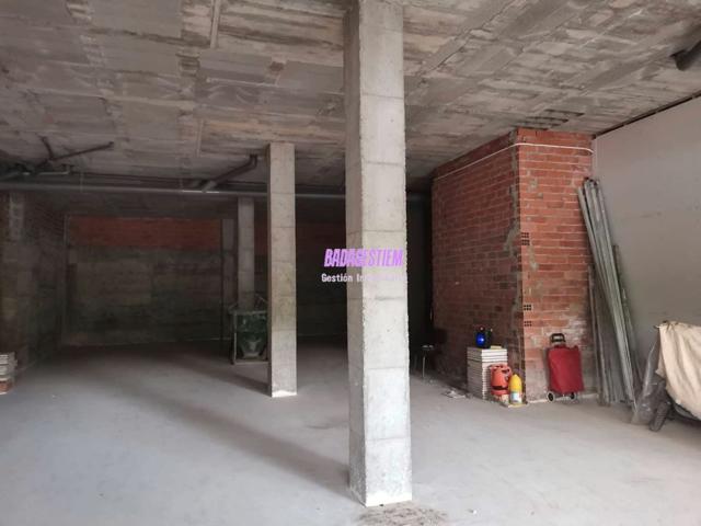 Local en la Morera photo 0