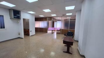 LOCAL COMERCIAL A PIE DE CALLE photo 0