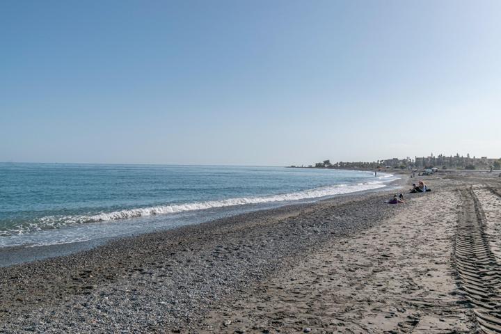 Piso En venta en Playa De Poniente, Motril photo 0