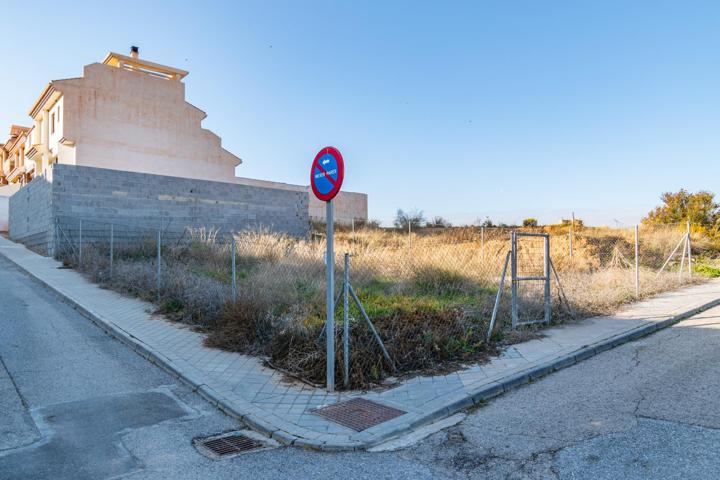 PARCELA EN ESQUINA EN OTURA photo 0