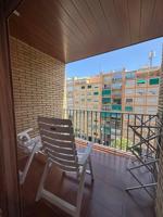 Estupendo piso con terraza para estudiantes photo 0