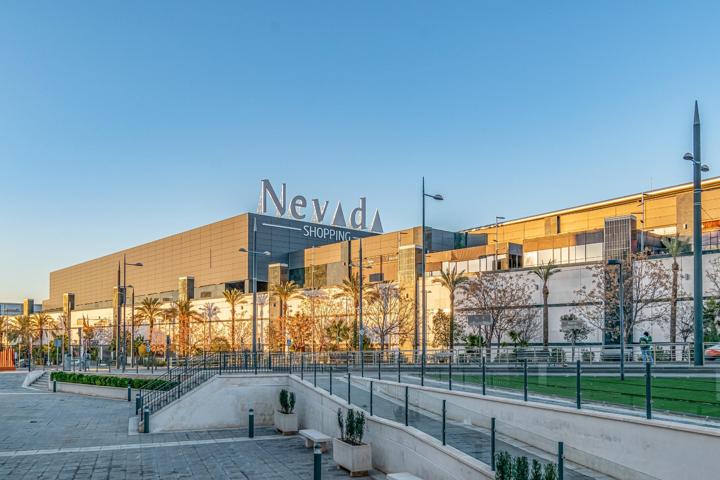 Exclusiva vivienda en Residencial Nevada — Urbanización de lujo junto al Centro Comercial Nevada photo 0