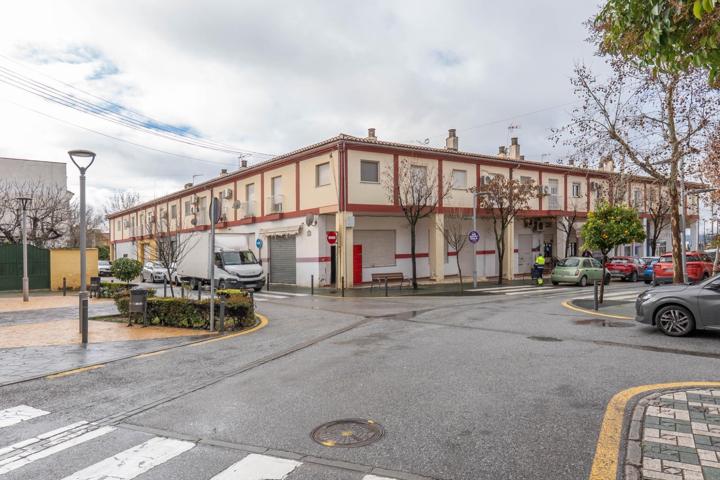 Local comercial en esquina photo 0