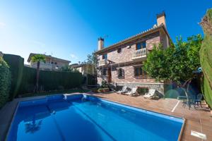 CHALET INDIVIDUAL EN PEDRIZAS, CAJAR photo 0