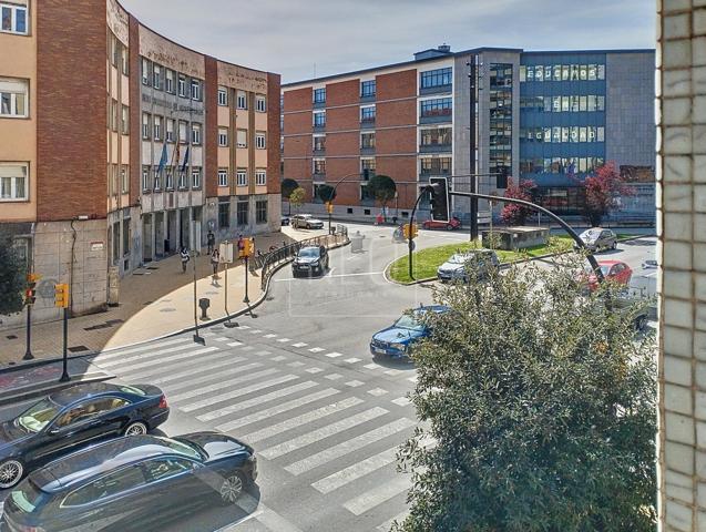 PISO EN AV. CONSTITUCION, GIJON photo 0
