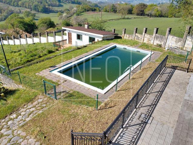 CHALET INDIVIDUAL EN LUGAR AYONES, PONTEO. photo 0