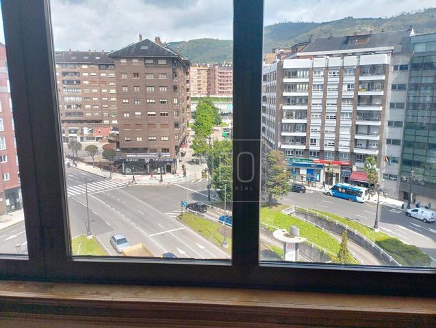 PISO EN PLAZA GENERAL PRIMO DE RIVERA, OVIEDO photo 0