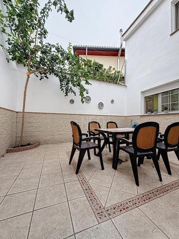 ADOSADO EN PENSAMIENTO, LA ZUBIA photo 0