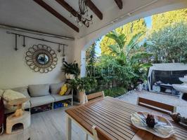 ADOSADO EN GARROFER, PEDREGUER photo 0