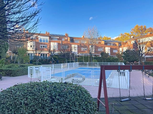 ADOSADO EN PUERTO VALLARTA, MADRID photo 0