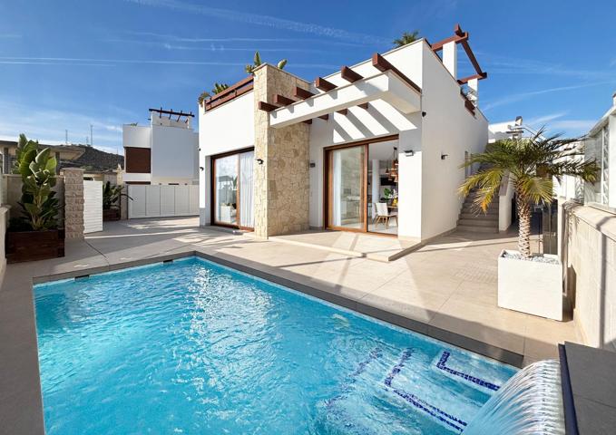 Villa de 3 habitaciones con solarium y piscina privada en Vera Playa photo 0