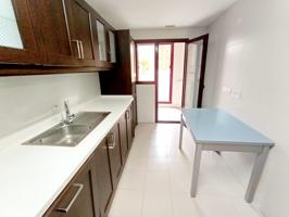 Piso de 3 dormitorios con terraza y garaje photo 0