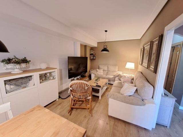 Bungalow de 3 Habitaciones con piscina, Santa pola photo 0