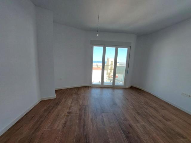 Piso en venta 2 dormitorios solarium en Garrucha Centro photo 0