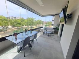 Piso de 3 Dormitorios, 2 Baños, Piscina y Gimnasio en Travalón, Elche. photo 0