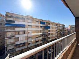 Piso de 4 habitaciones y 2 baños junto a la Plaza San Agustín, Murcia photo 0