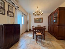 Piso de 3 Dormitorios y 2 Baños en el Raval, Elche. photo 0