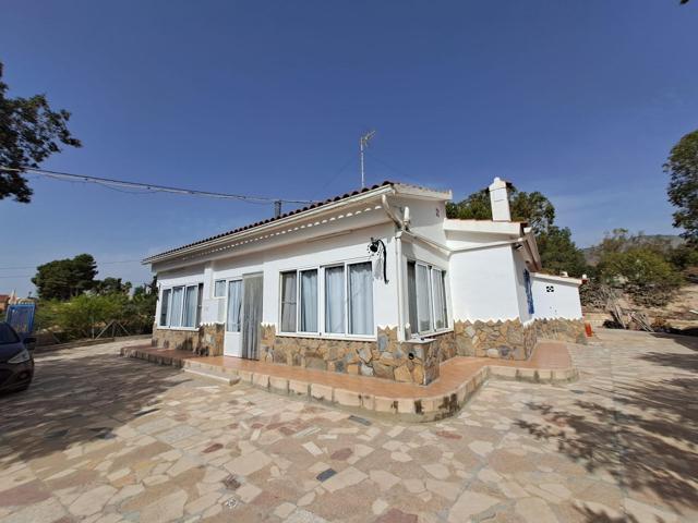 Casa de campo de 3 Dormitorios y 2 Baños en Albatera. photo 0