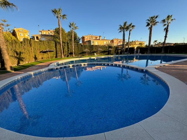 Triplex de 4 habitaciones y 3 baños con piscina en Altorreal, Murcia photo 0