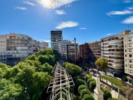 Piso de 4 dormitorios con terraza en Plaza Santa Isabel Murcia photo 0