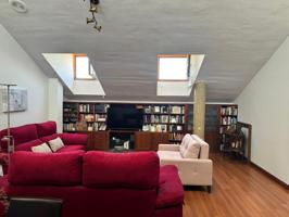 Piso abuhardillado de 3 habitaciones y 2 baños con garaje en San Pedro, Murcia. photo 0