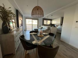 Piso de 3 hab y 2 baños con terraza y Piscina , zona altabix Kelme Elche photo 0