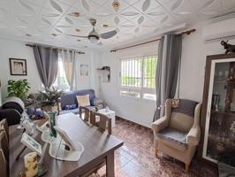 Piso de 3 Habitaciones y 1 Baño en zona San Crispin, Elche photo 0